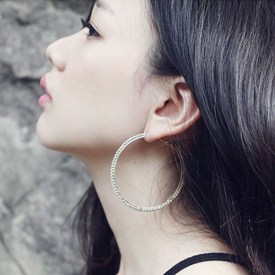 ��ǰ�̹���